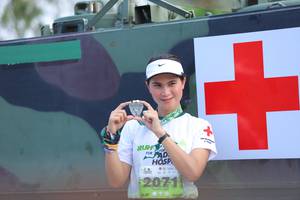 BIB: 2071
                            <button type="button" onclick="openModal(3656907)" class="btn btn-primary btn-sm float-right btn-popup" data-toggle="modal" data-target=".modal-high-quality">
                        <i class="fas fa-shopping-cart"></i> Add to Cart
                    </button>
                                            <button type="button" onclick="isThisMe(3656907, true)" class="btn btn-success btn-sm float-right btn-popup btn-isme hidden" data-toggle="tooltip" data-placement="bottom" title="นี่คือรูปของคุณใช่ไหม คลิกที่นี่เพื่อเอาเข้าอัลบั้ม">
                        <i class="fas fa-plus"></i> Add to album
                    </button>
                    <button type="button" onclick="isThisMe(3656907, false)" class="btn btn-warning btn-sm float-right btn-popup btn-isnotme hidden">
                        <i class="fas fa-ban"></i> Remove from album
                    </button>